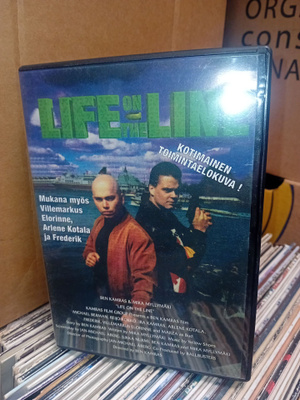 DVD Life on the Line ( SIS POSTIKULU )