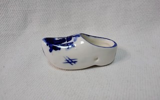 Delft Blue posliinipuukenkä (5)