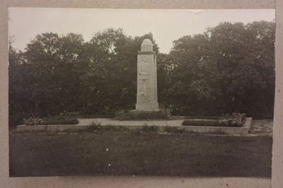 Taipalsaari: 1928 Sankaripatsas *** (86)