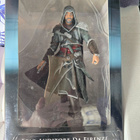 Assasin`s creed ja Black Ops -figuureja - pikkukuva 1
