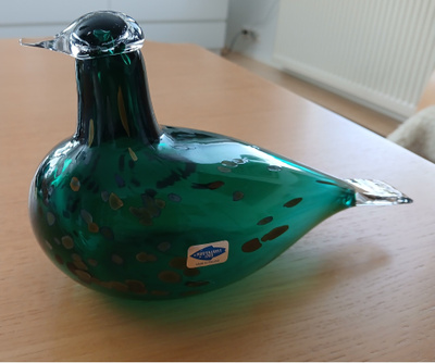 Nuutajärven lasilintu "Pekkasiini", design Oiva Toikka.