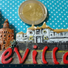 Matkamuisto magneetti espanja sevilla 7cm - pikkukuva 2