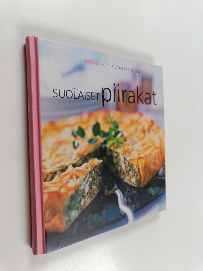 Taina Salovaara : Suolaiset piirakat