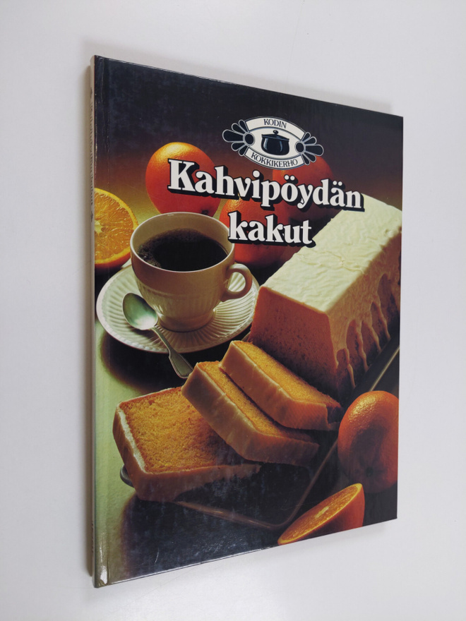 Marja (toim.) Järvelin : Kahvipöydän kakut