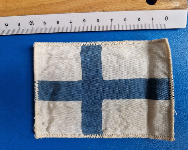 Suomien lippu vintage kangasmerkki