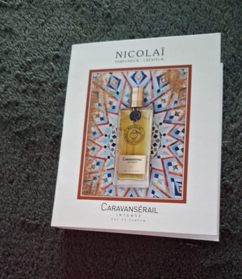 Hajuvesinäyte Nicolai Parfumeur Createur Caravanserail