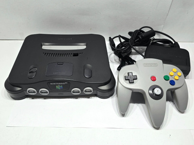N64 konsoli + ohjain [2]