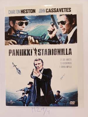 Larry Peerce: Paniikki stadionilla