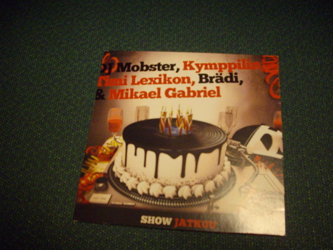 DJ Mobster, Kymppilinja, Brädi ym: Show jatkuu CDS