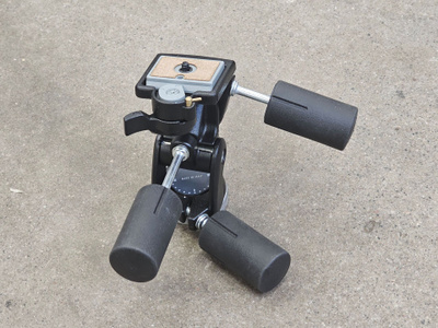 Manfrotto 141RC kinopää
