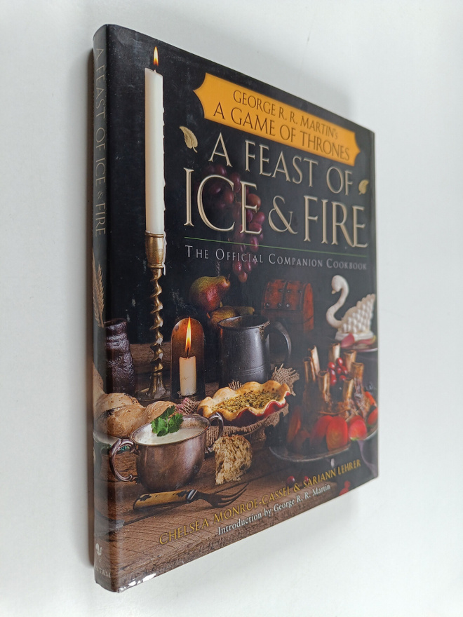 Chelsea Monroe-Cassel : A feast of ice and fire : the off...