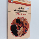 Stephanie Wyatt : Askel kuuluisuuteen - pikkukuva 1