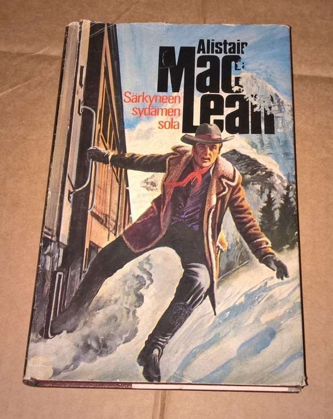ALISTAIR MACLEAN SÄRKYNEEN SYDÄMEN SOLA KIRJA