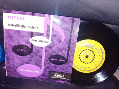 EP Metrot tunteellisella tuulella 2 ( SIS POSTIKULU )