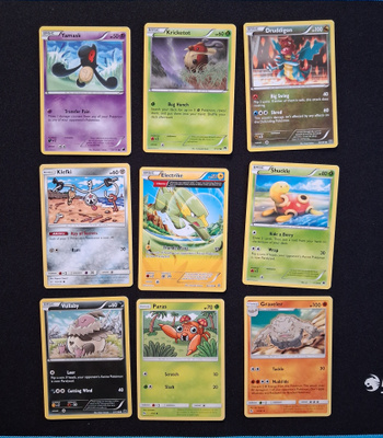 Pokemon kortit 9kpl (#85 eri sarjoista)