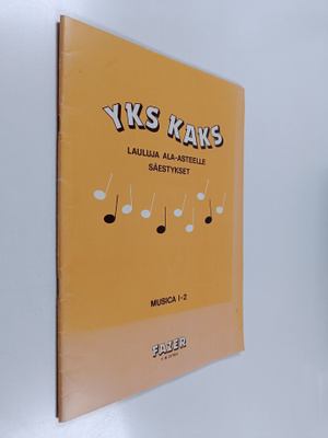 Musica 1-2 : Yks kaks lauluja ala-asteelle : säestykset