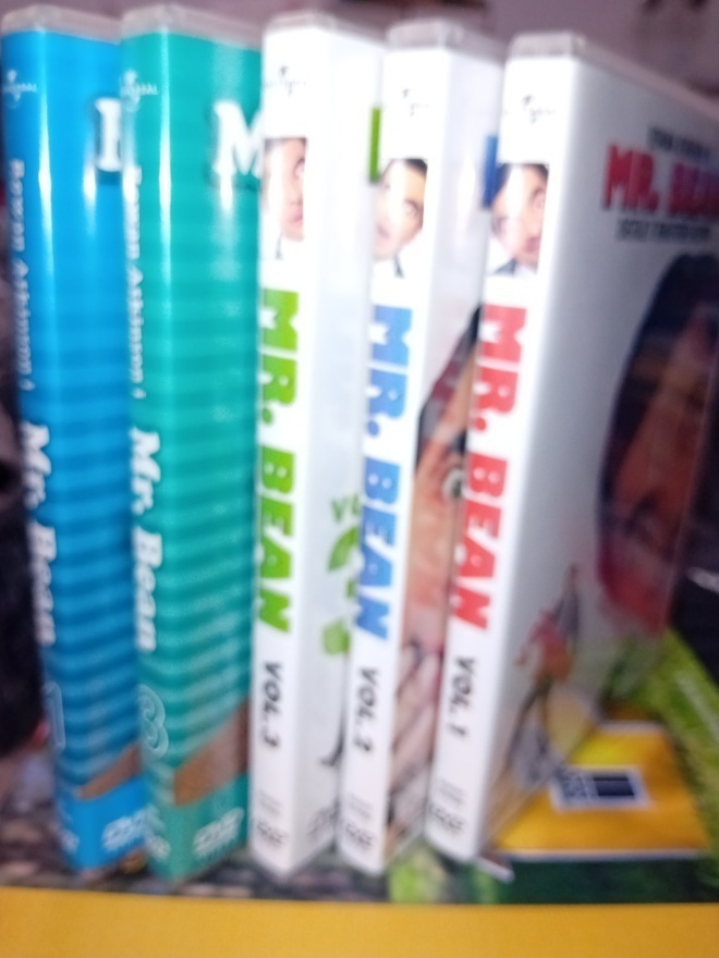 5 kpl DVD Mr. Bean ( SIS POSTIKULU  )