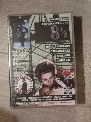 Fellini 8 1/2 UUSI