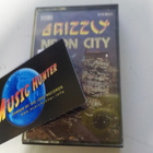 GRIZZLY - NEON CITY C-KASETTI - pikkukuva 1