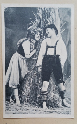 Nuoret ja viljalyhteet, mv pk, p. 1914