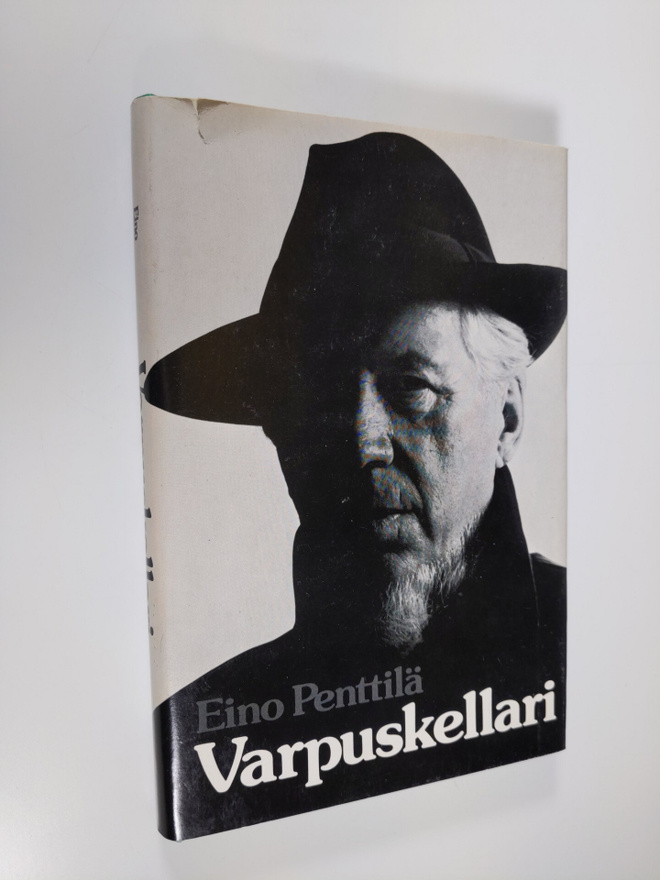 Eino Penttilä : Varpuskellari (signeerattu)