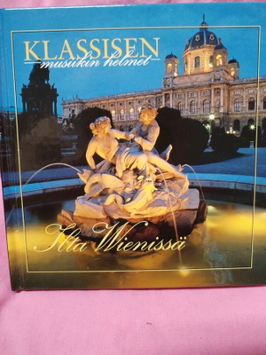 Klassisen musiikin helmet:Ilta Wienissä cd ja kirjanen.