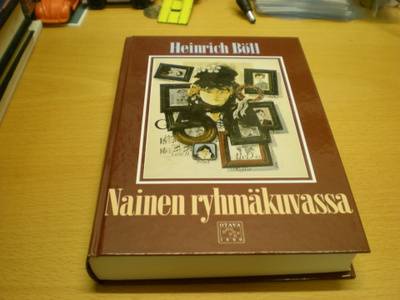 Heinrich Böll: Nainen ryhmäkuvassa