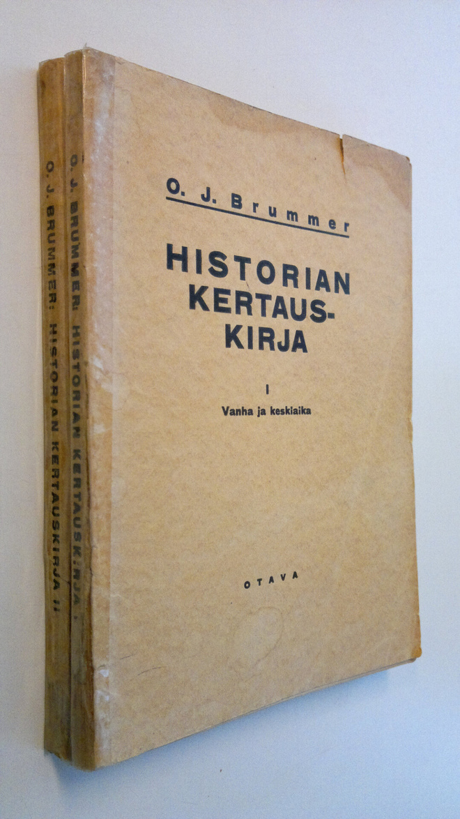 O. J. Brummer : Historian kertauskirja 1-2
