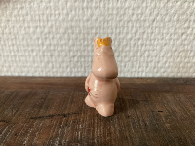 Niiskuneiti figuuri 50-luku, muumifiguuri