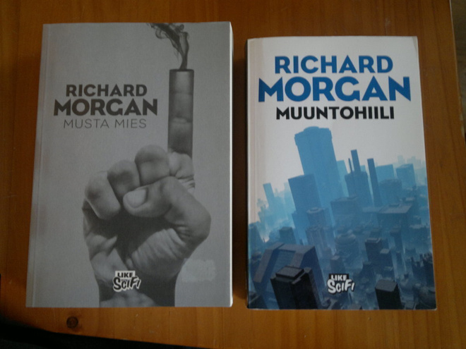 Richard Morgan : Muuntohiili + Musta mies