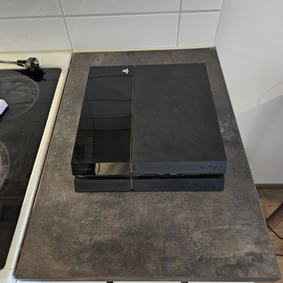 Playstation 4, 500gp