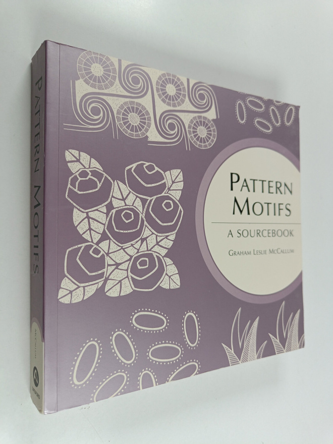 Graham Leslie McCallum : Pattern motifs : a sourcebook
