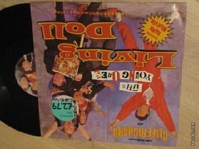 Cliff Richard & the young ones Living doll 12 UK 1986