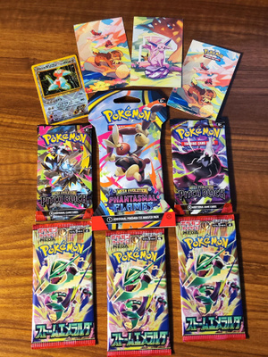 Pokémon boostereita + oheistuotteita