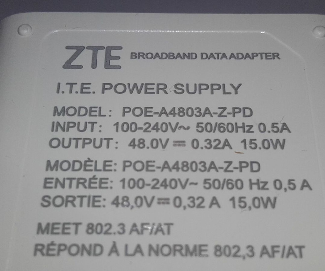 ZTE POE-A4803-Z-PD 48V 0,32A 15W POE adapter