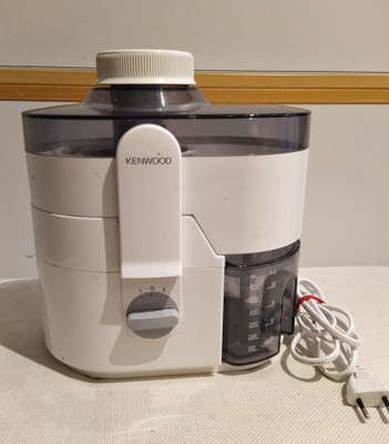 KENWOOD JE500 JUICEMAKER
