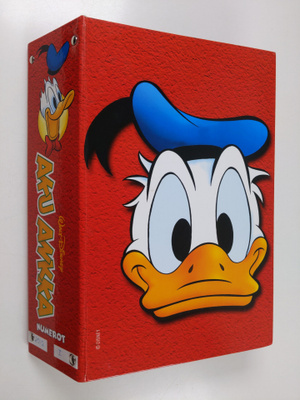 Walt Disney : Aku Ankka puolivuosikerta 2012 (nrot 1-25)