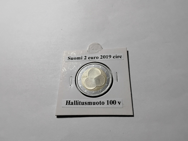 Suomi 2 euro 2019 circ hallitusmuoto 100v