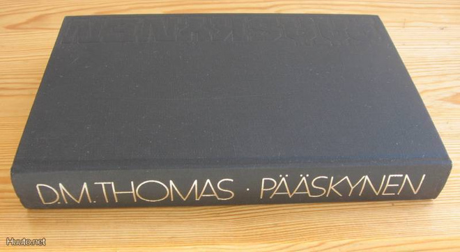 D. M. Thomas: Pääskynen, Wsoy-84. 378 s. Sid.