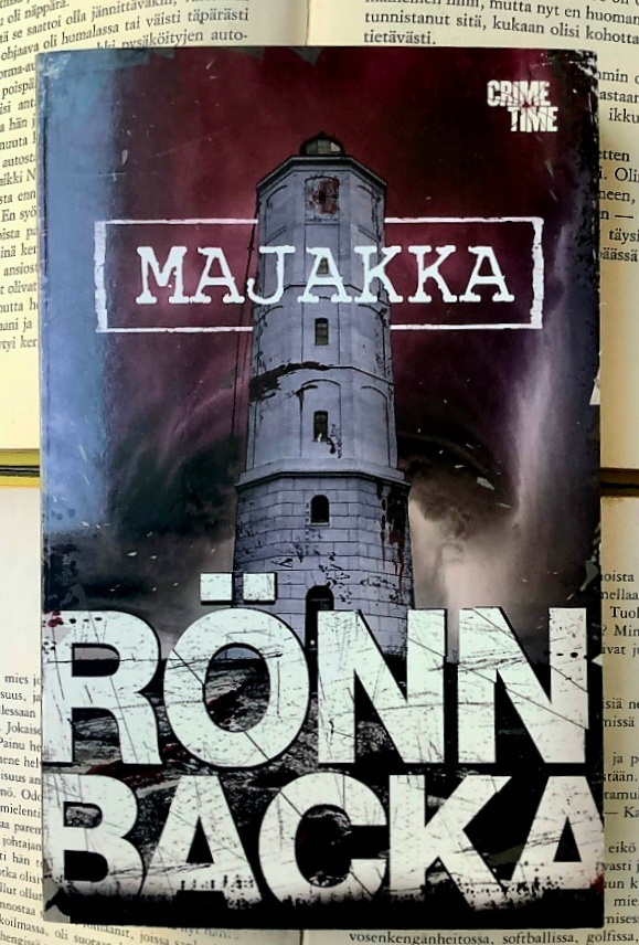 Christian Rönnbacka - Majakka (pokkari)