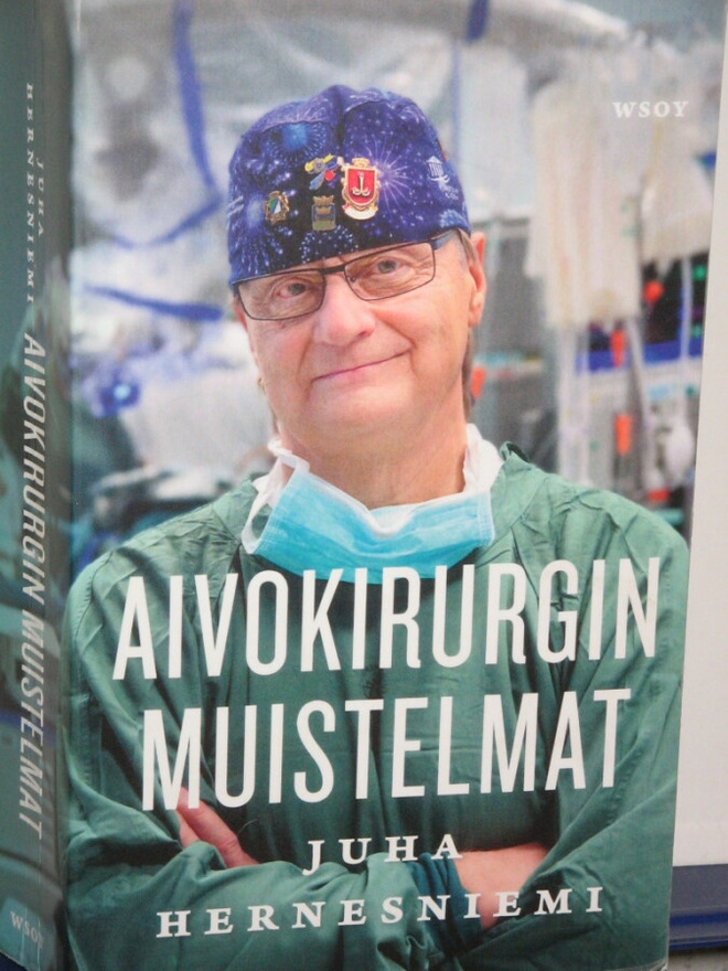 Juha Hernesniemi : AIVOKIRURGIN MUISTELMAT