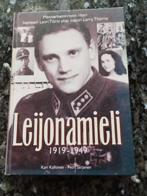 Kari Kallonen - Petri Sarjanen Leijonamieli (3 kirjaa)