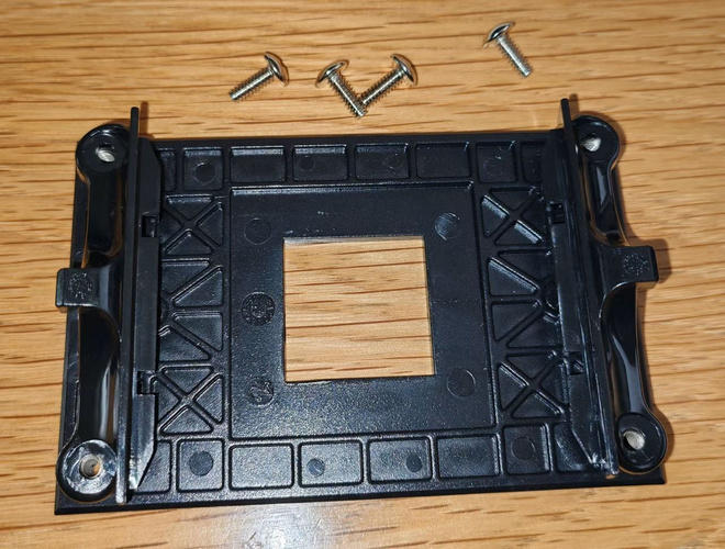 AMD AM4 jäähdyttimen kiinnitysosat bracket backplate