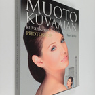 Scott Kelby : Muotokuvaajan kuvankäsittelykirja : Photoshop - pikkukuva 1
