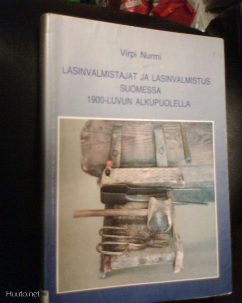 Virpi Nurmi LASINVALMISTAJAT JA LASINVALMISTUS SUOMESSA