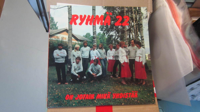Ryhmä 22 LP 1982 On jotain mikä yhdistää
