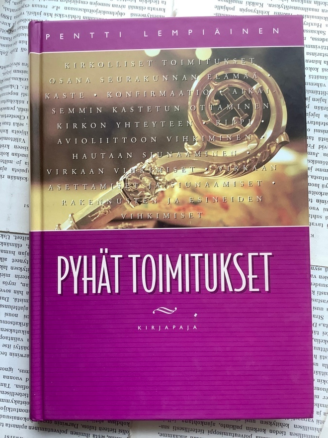 Pentti Lempiäinen - Pyhät toimitukset (sid.)