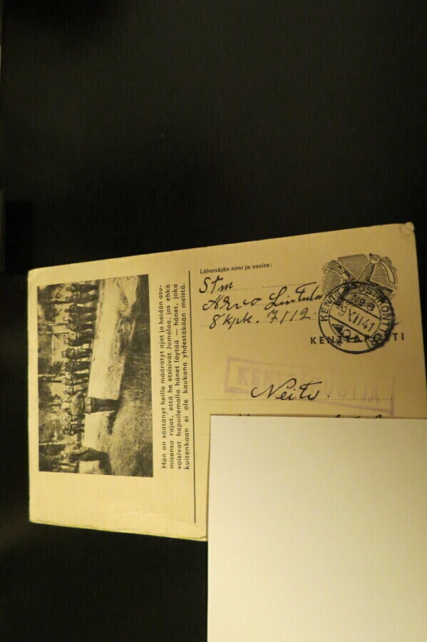 SOTILASPOSTIKORTTI 1941 KENTTÄPOSTINA KULKENUT