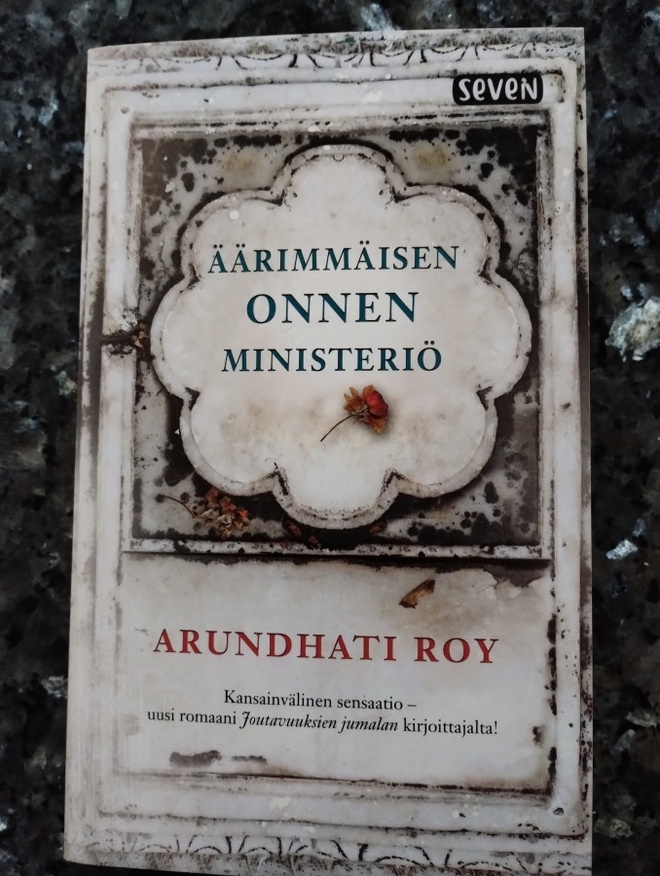 Arundhati Roy : Äärimmäisen onnen ministeriö