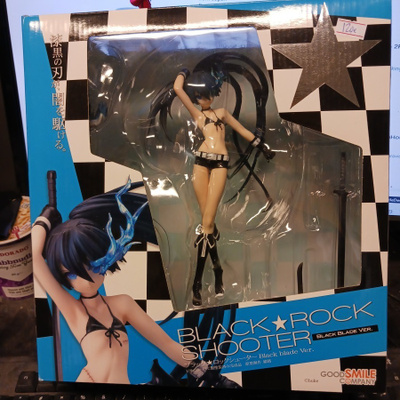 BLACK ROCK SHOOTER STATUE - HEAD HUNTER STORE.